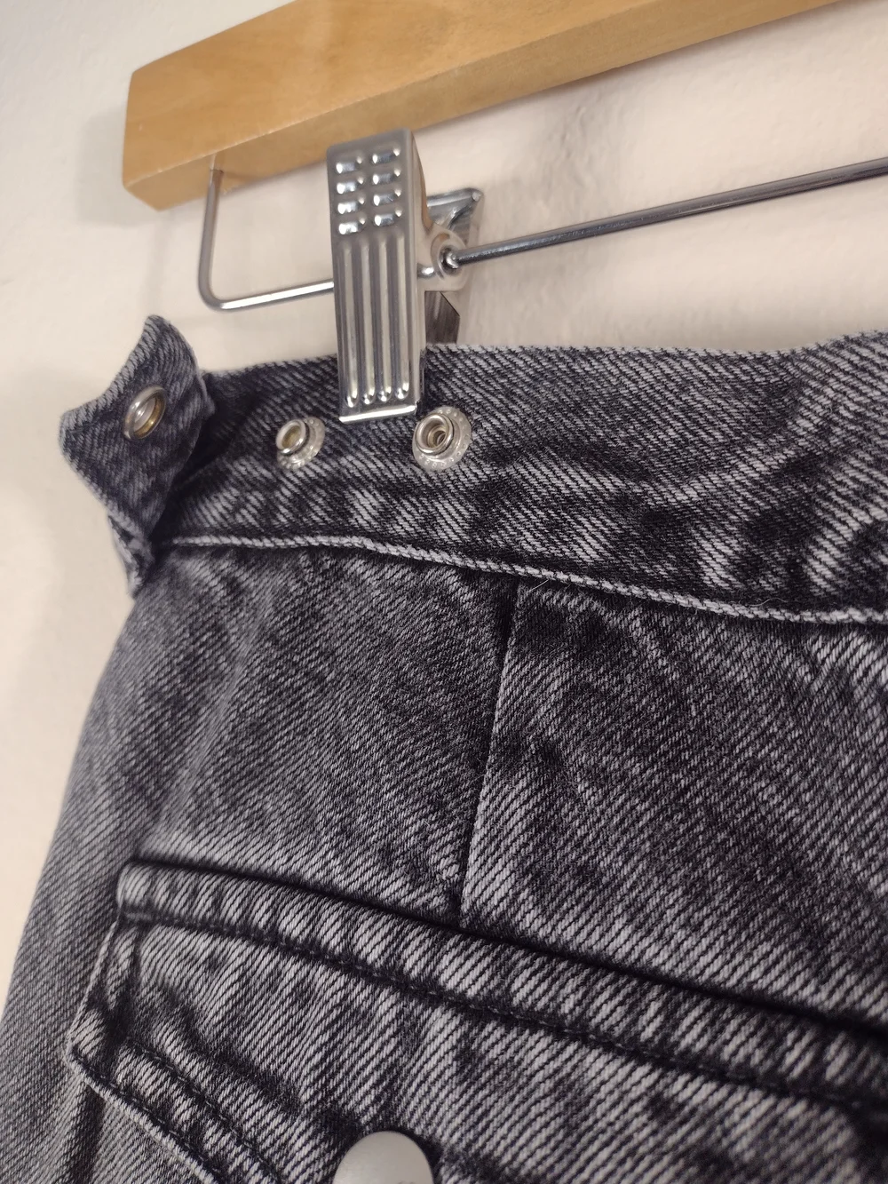 Madewell Washed Black Low Slung Cargo Washed Straight Leg Jeans Size 24
